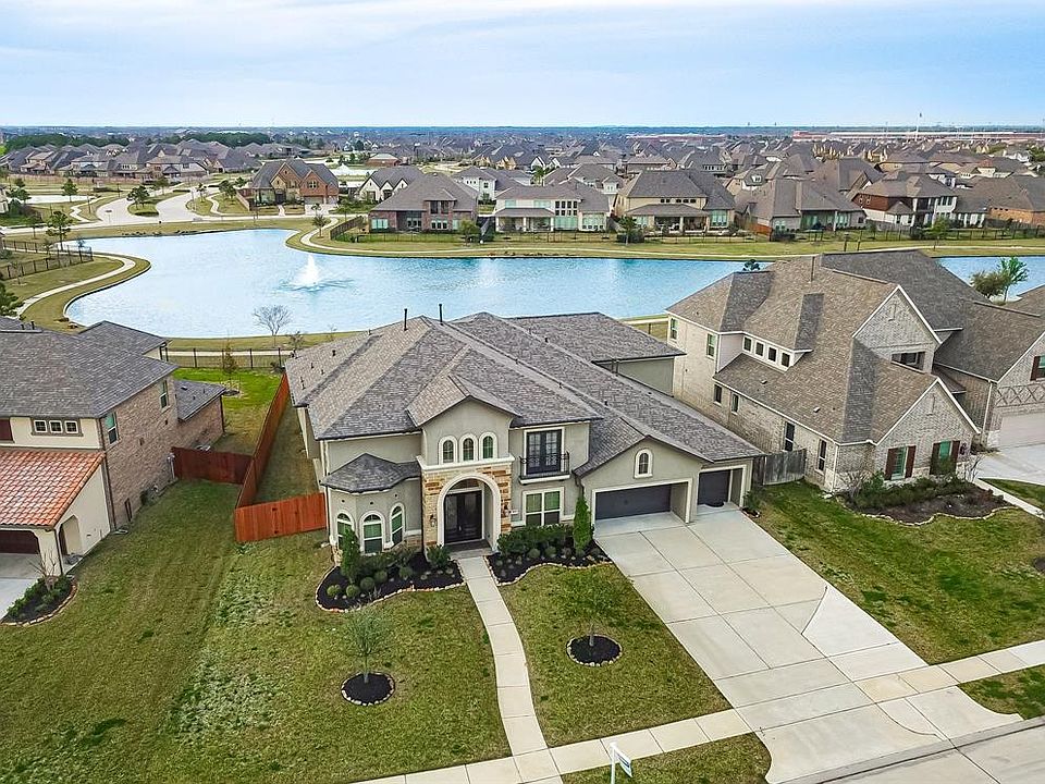 1st image of 10311 Olivia View Ln