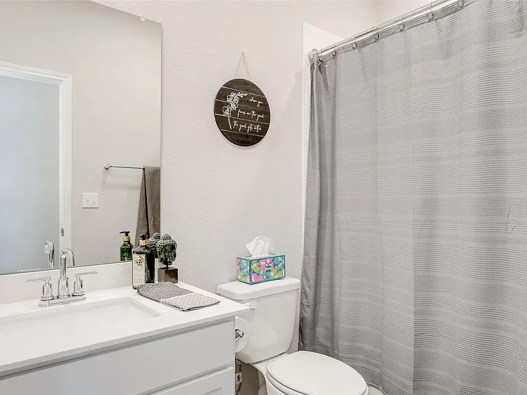 102 Rainmaker Cv — Photo 25
