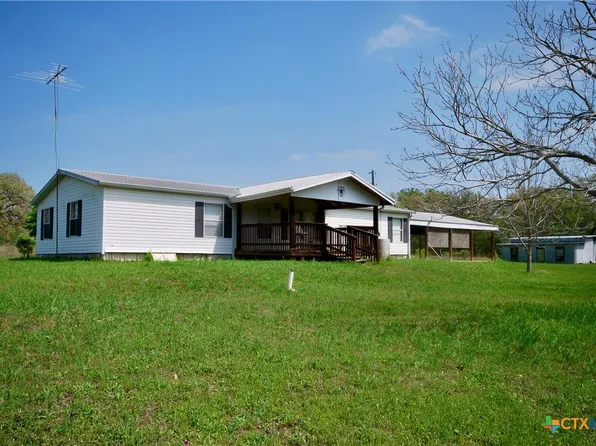 1801 County Road 381, Gonzales, TX 78629