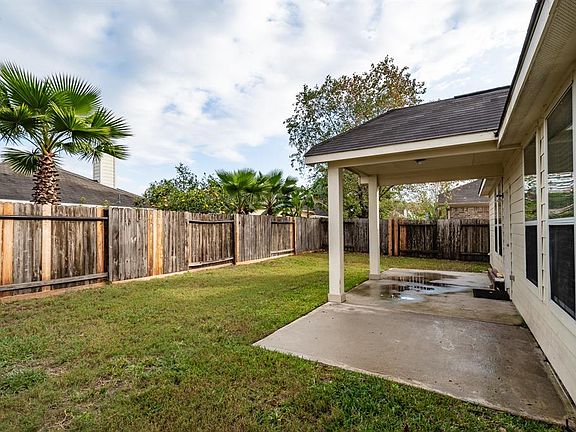 5th image of 21587 Rose Mill Dr