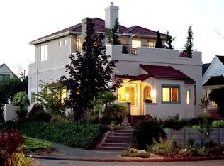 7403 Keen Way N, Seattle, WA 98103