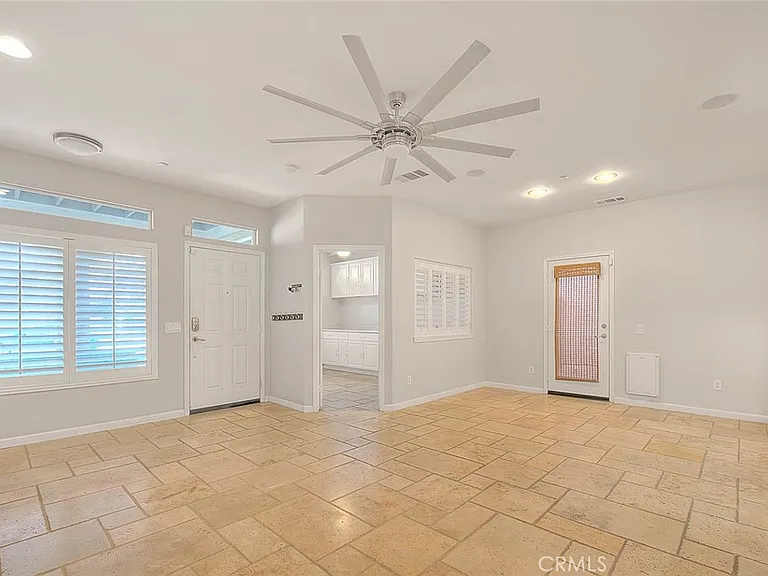 6264 Manzanita Way — Photo 8