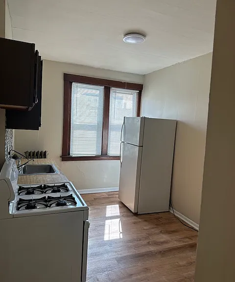 2703 S Park Ave #2 — Photo 6