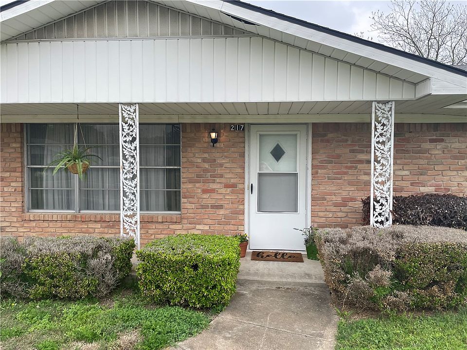 1st image of 217 Catalina Dr