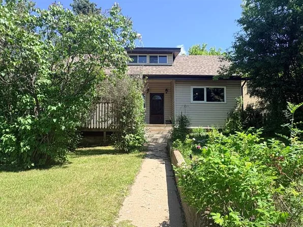 1110 S 4th Ave, Wainwright, AB T9W 1H1
