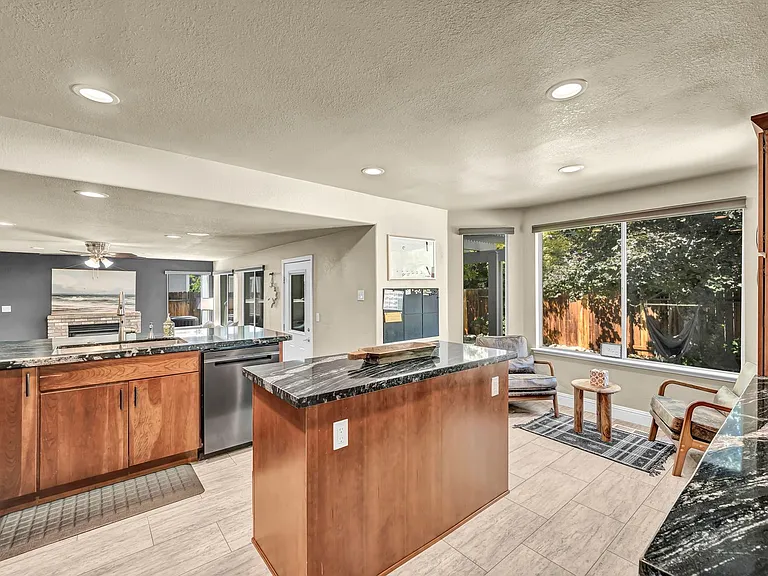 5045 Pradera St — Photo 3