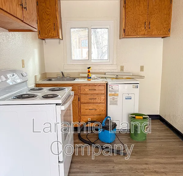 857 N 4th St #10 — Photo 2