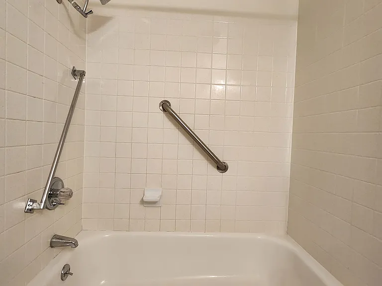 1155 S Saint Vrain Ave #B3U6 — Photo 18
