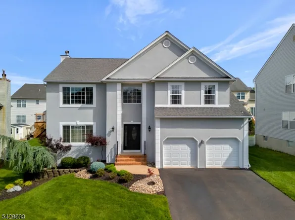 6 Sally Ct, Bridgewater Twp., NJ 08807