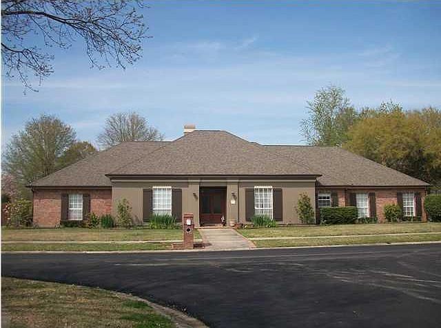 1st image of 355 Willow Bnd