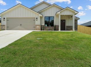16409 Crossing Cir, Lindale, TX 75771