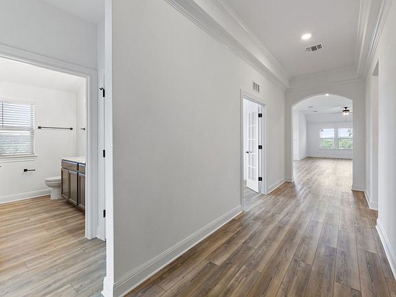 Entryway with Tray Ceiling