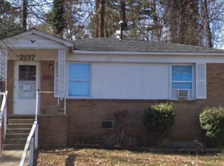2137 Lincoln Heights Ct, Charlotte, NC 28216