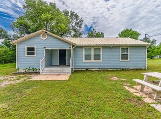 208 Lee Ivie Ln, Emory, TX 75440