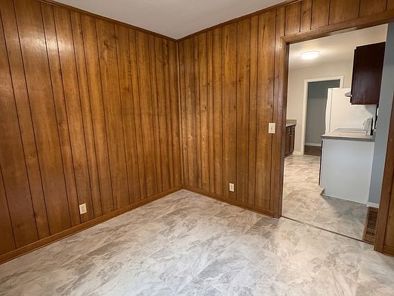 3rd image of 70 First Coleman Rd