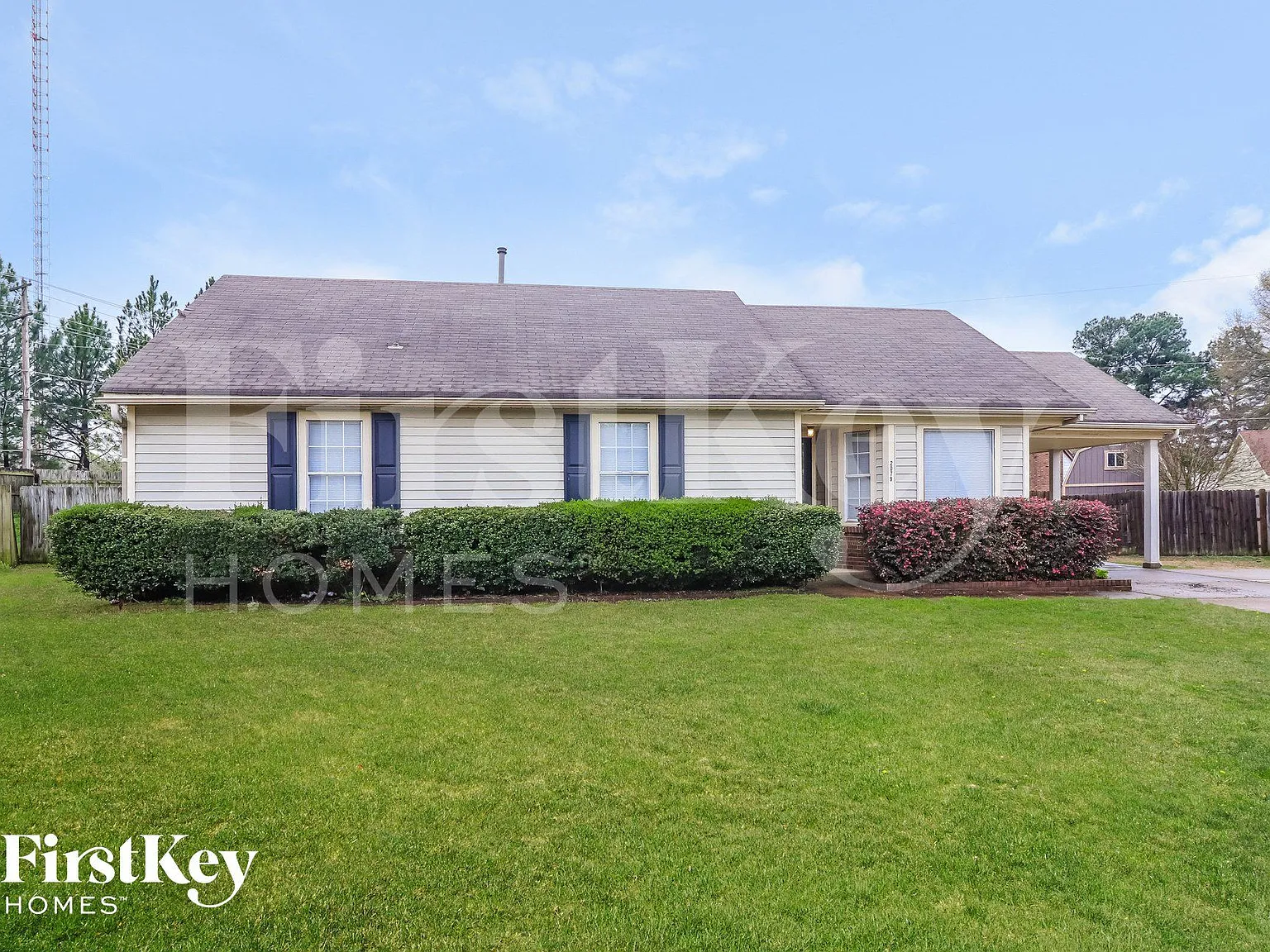 3 bed, 2.0 bath, 1309 sqft, $1,675 — Photo 2