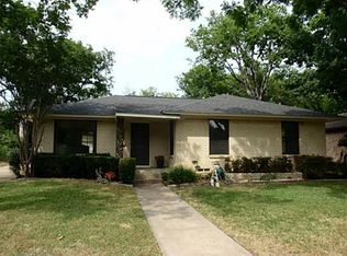 1703 Quadrangle Dr, Dallas, TX 75228