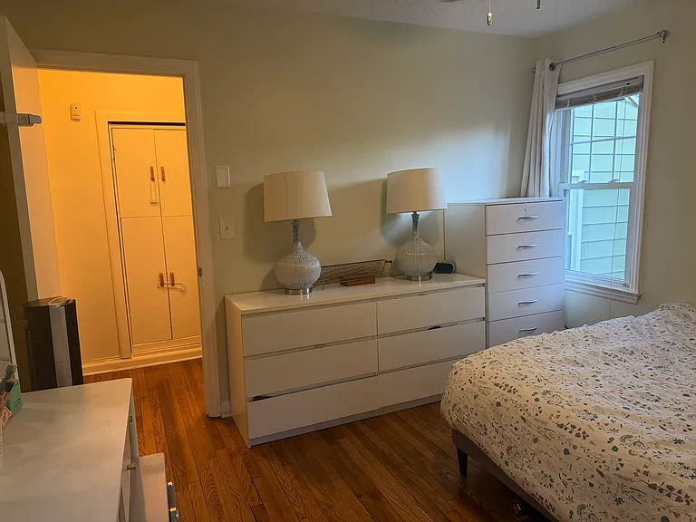 15422 Fairfield St — Photo 11