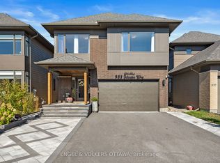 933 Islington Way, Ottawa, ON K1T 0T7