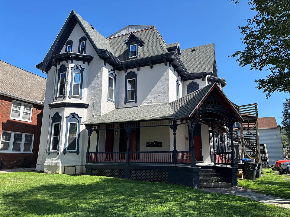 205 W Church St #3