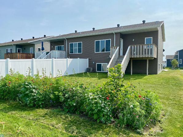 65 Cedar Dr, Mapleton, ND 58059
