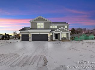 7864 Woodhurst Dr, Rockford, MI 49341