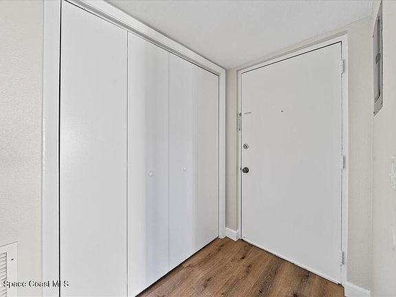 5th image of 113 San Juan Cir