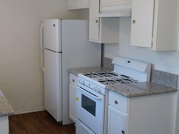 2nd image of 760 Worcester Ave APT 1