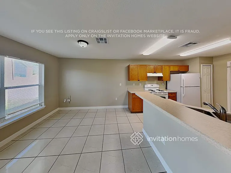 530 Peace Dr — Photo 6