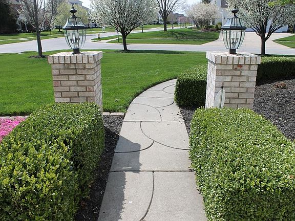 5th image of 1905 Ottawa Ln