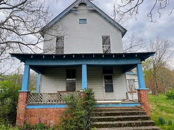 1 W Magnolia St, Niota, TN 37826