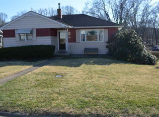 222 Fowlers Ln, New Lexington, OH 43764