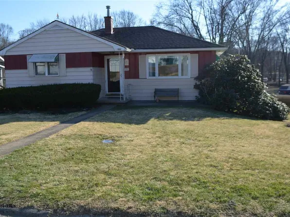 222 Fowlers Ln, New Lexington, OH 43764