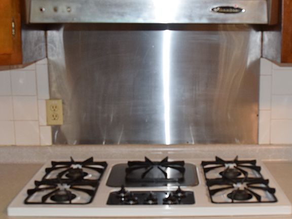 5th image of 439 W 56th Pl
