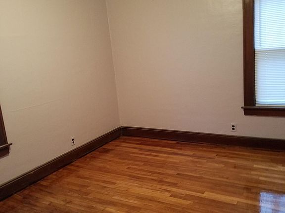 5th image of 356 Floral Ave APT 2