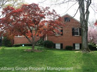 5701 Springfield Dr, Bethesda, MD 20816