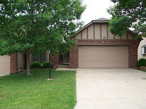 1st image of 1519 N 42nd Ter