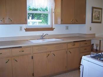 3rd image of 8231 W Sunbury Ct