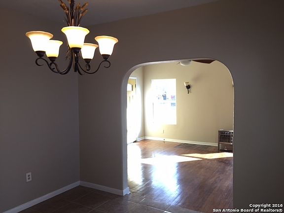 3rd image of 205 W White Ave