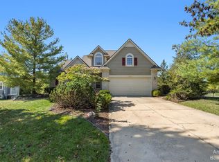 3872 Steamboat Ct, Ann Arbor, MI 48108