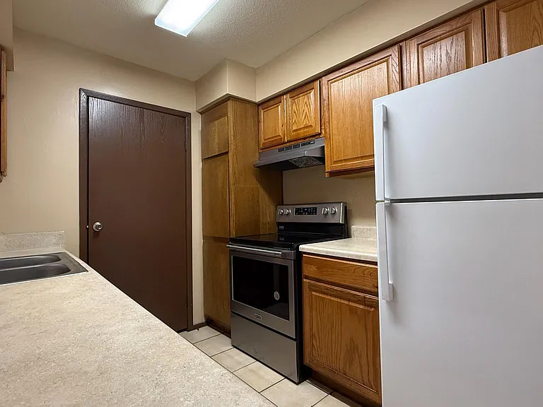 13480 S Thorntree Dr #316 — Photo 12