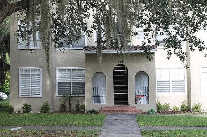 2 bed, 950 sqft, $1,325 — Photo 2