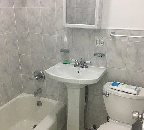 4th image of 748 E 9th St APT 3B