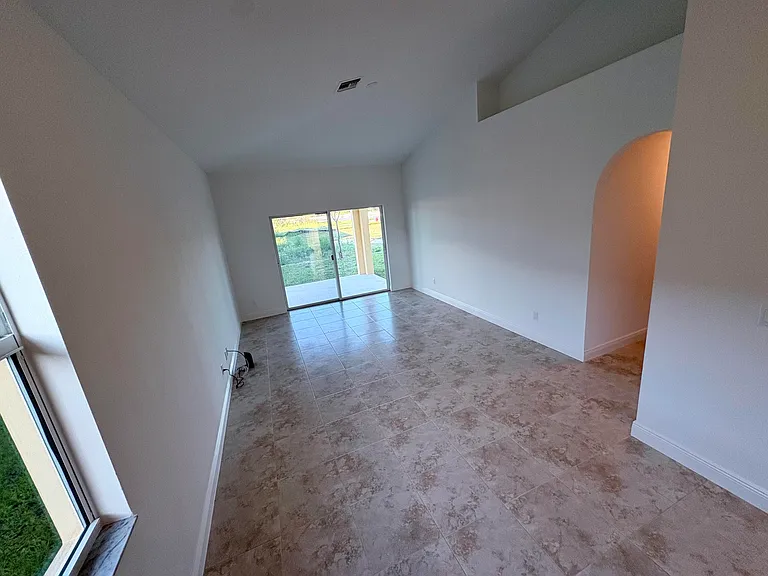 314 Silver Sands Ln — Photo 6