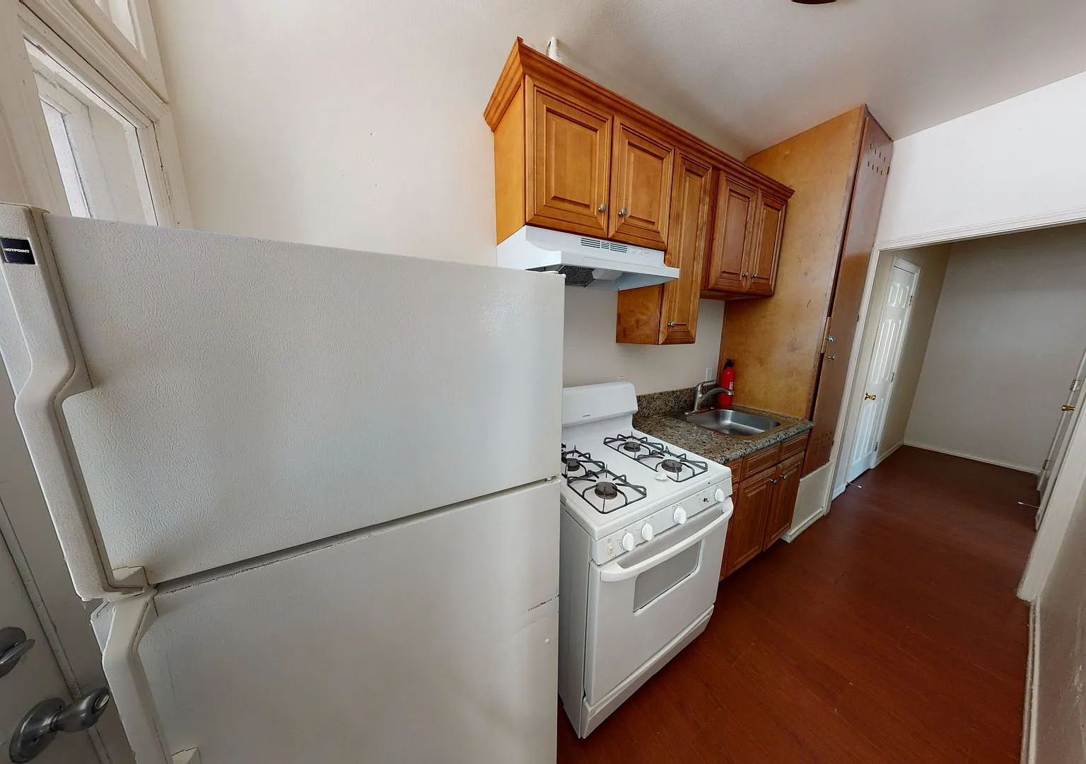 Stylish 1 bedroom 1 bath +den in South Pasadena! — Photo 4