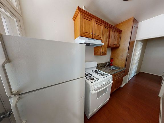 4th image of 1020 Fair Oaks Ave #1610