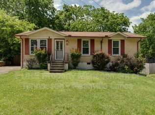 110 Woodridge Dr, Hendersonville, TN 37075