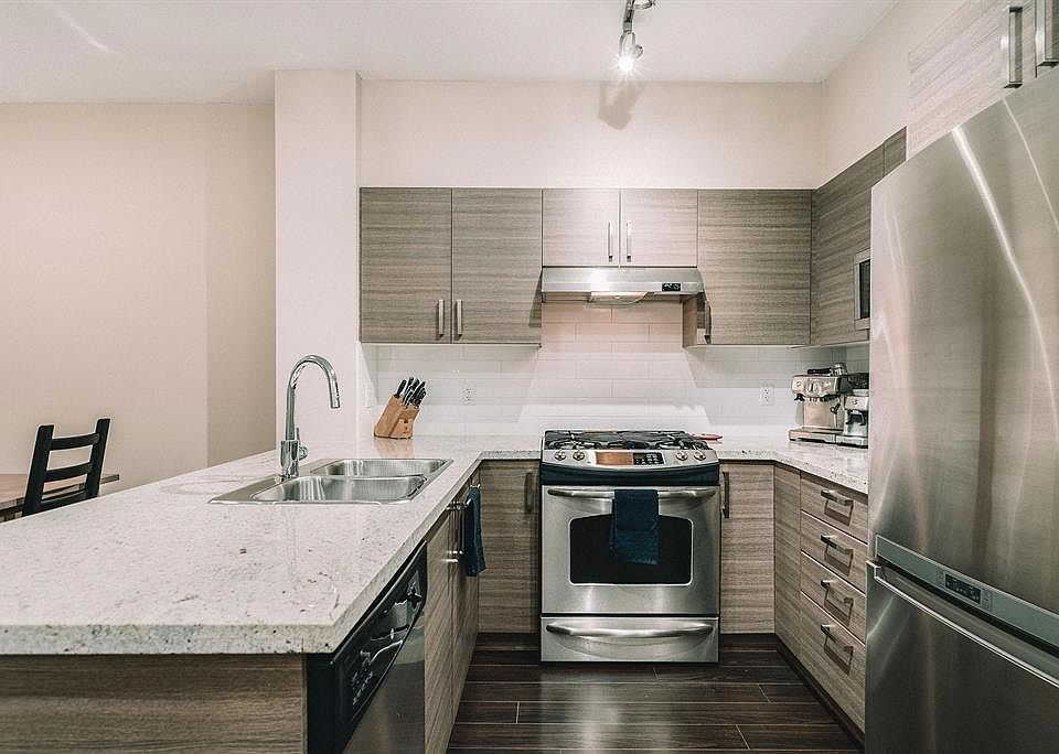 1153 Kensal Pl, Coquitlam, BC V3B 0G8 Zillow