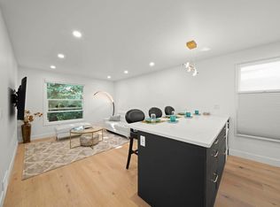 1620 McLean Dr, Vancouver, BC V5L3P3