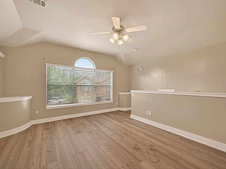 5941 S Loop E Fwy #104 — Photo 12